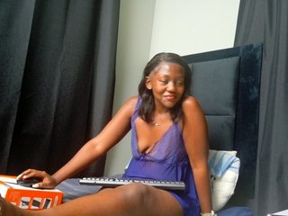 TyrasexyEyes