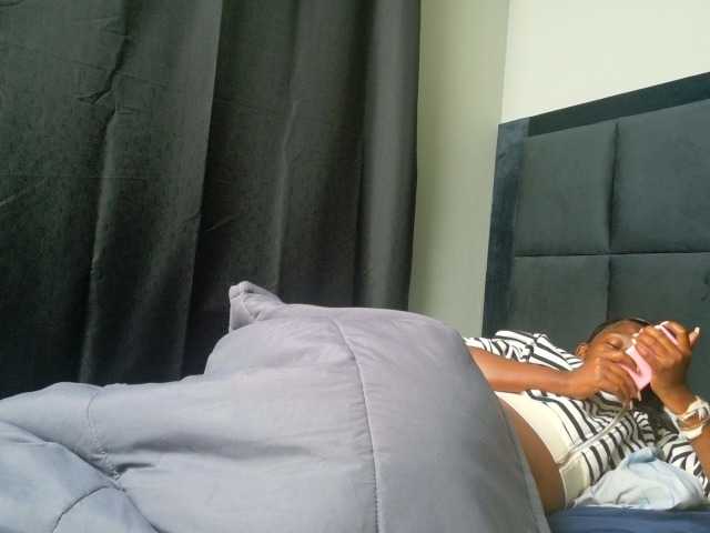 TyrasexyEyes live cam on BongaCams