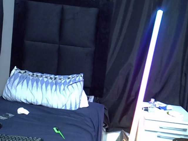 TyrasexyEyes live cam on BongaCams