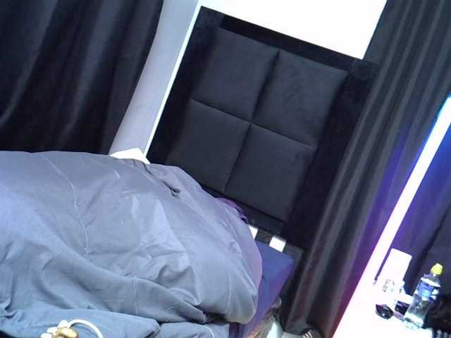 TyrasexyEyes live cam on BongaCams
