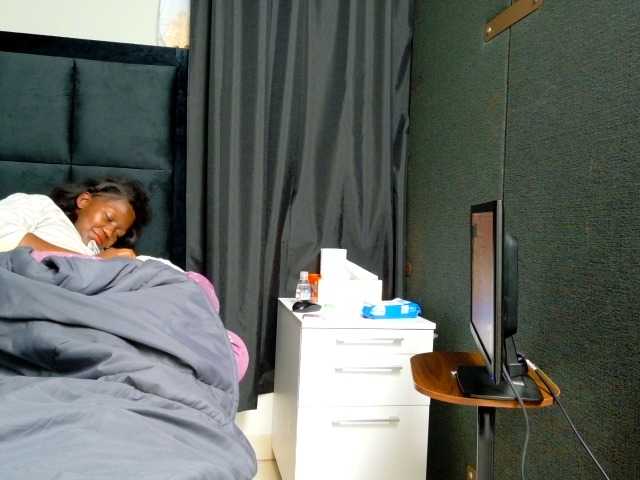 TyrasexyEyes