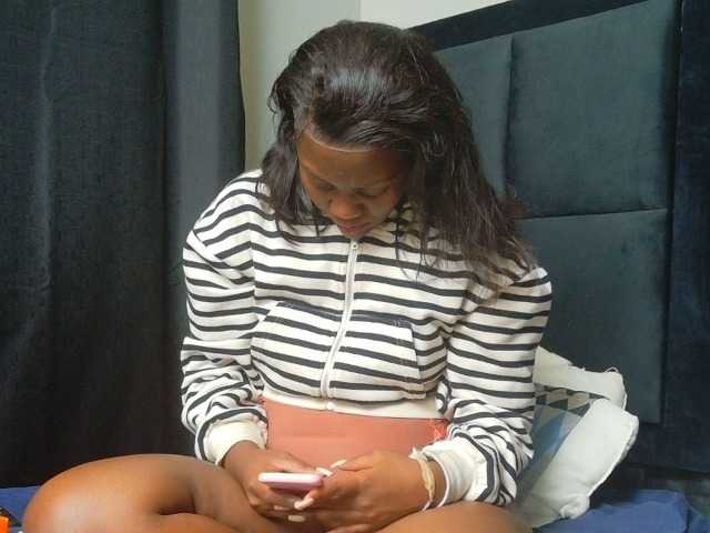 TyrasexyEyes