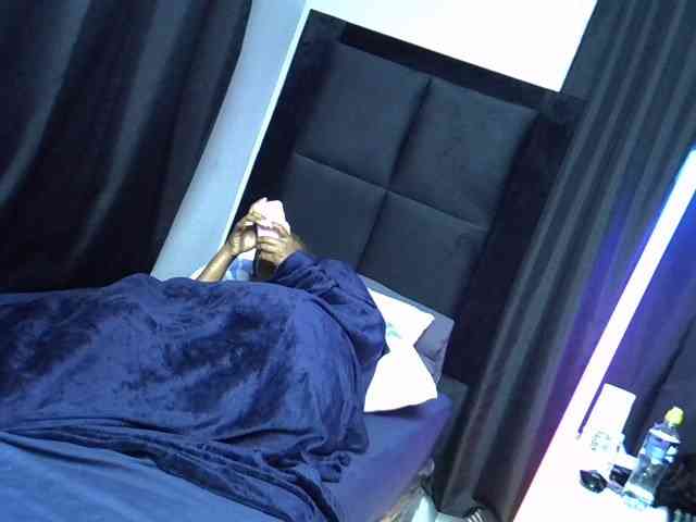 TyrasexyEyes webcam