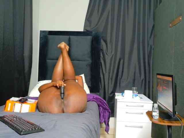TyrasexyEyes webcam