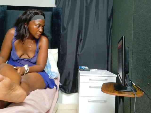 TyrasexyEyes webcam