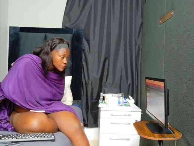 TyrasexyEyes webcam
