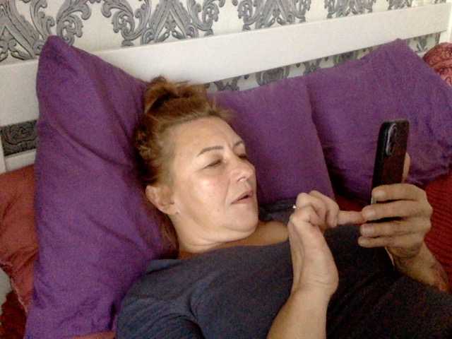 ALINIKA live cam on BongaCams