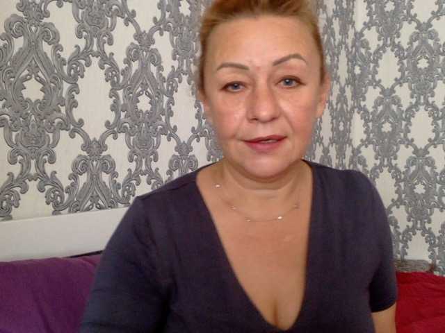 ALINIKA live cam on BongaCams