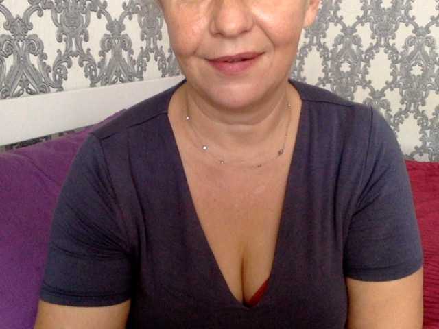 ALINIKA live cam on BongaCams