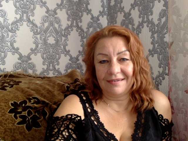 ALINIKA Nude Live Sex Shows