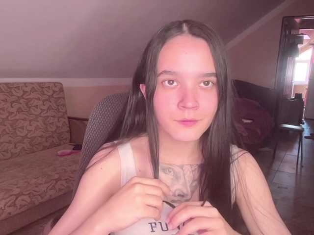 CathleenSaint live cam on BongaCams