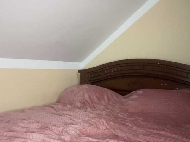 CathleenSaint live cam on BongaCams