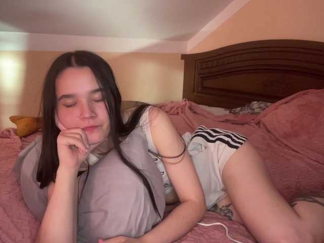 CathleenSaint live cam on BongaCams
