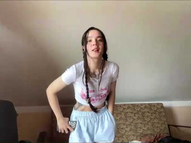 CathleenSaint live cam on BongaCams