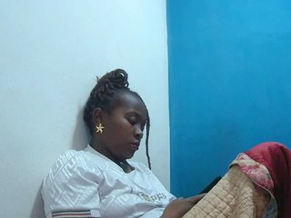 Tinah2's Live Webcam