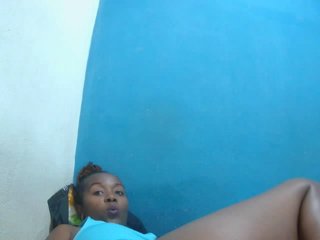 Tinah2's Live Webcam