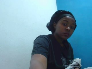 Tinah2's Live Webcam