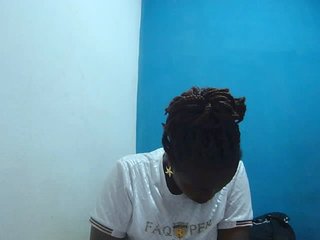 Tinah2's Live Webcam