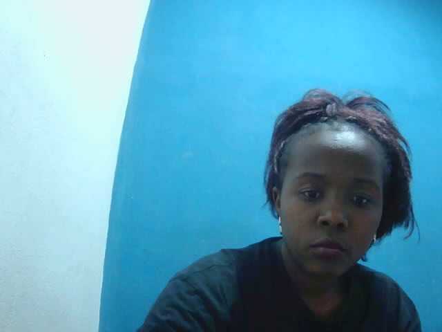 Tinah2 live cam on BongaCams