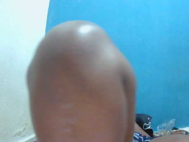 Tinah2 live cam on BongaCams