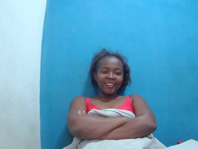 Tinah2 live cam preview