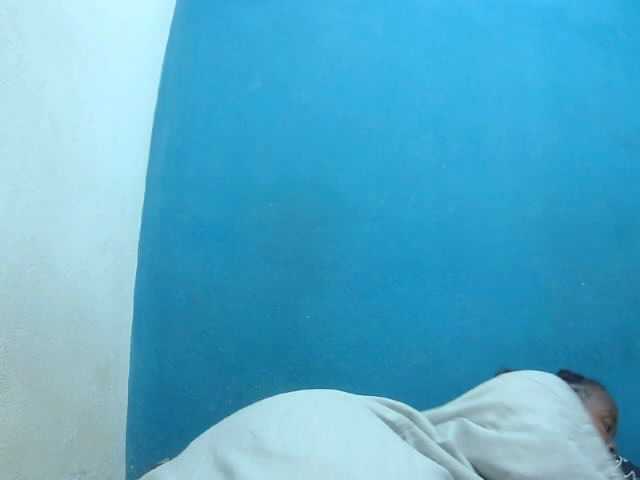 Tinah2 live cam on BongaCams