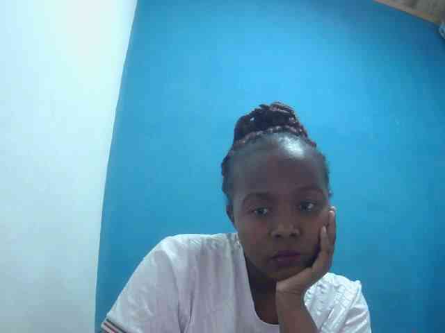 Tinah2 Live Webcam on BongaCams