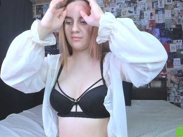 Min1Kara live cam on BongaCams