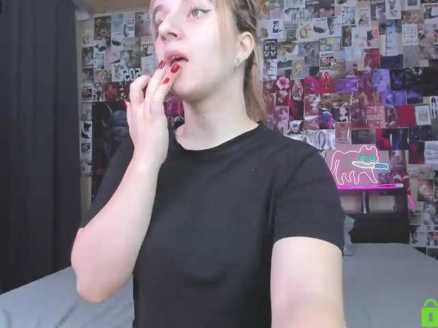 Min1Kara live cam on BongaCams