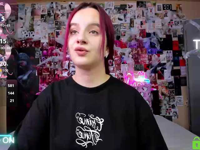Min1Kara live cam on BongaCams