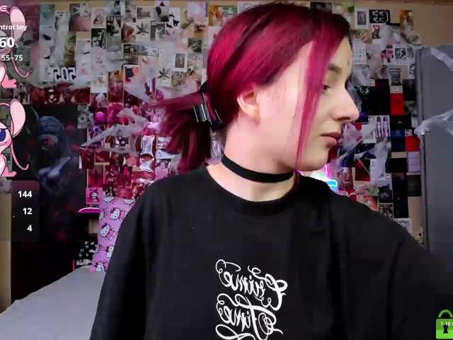 Min1Kara live cam on BongaCams