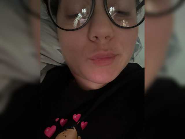 Sweet-butt live cam on BongaCams