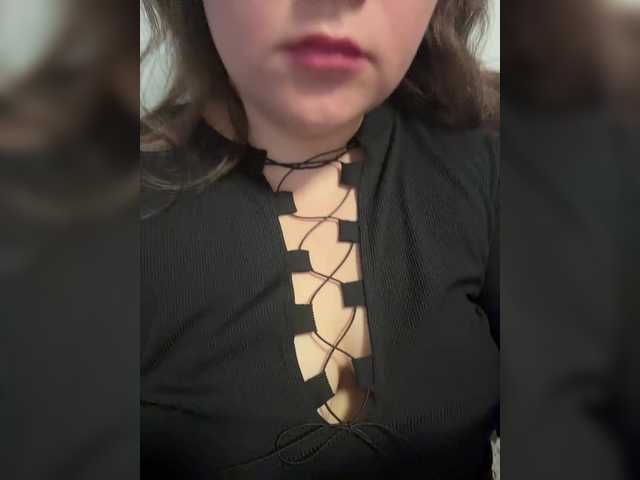 Sweet-butt live cam on BongaCams