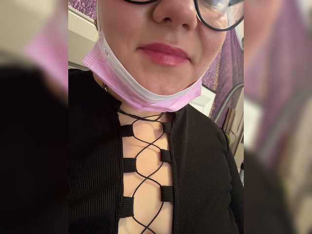 Sweet-butt live cam on BongaCams