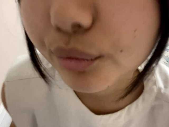 HaleyMartian live cam preview