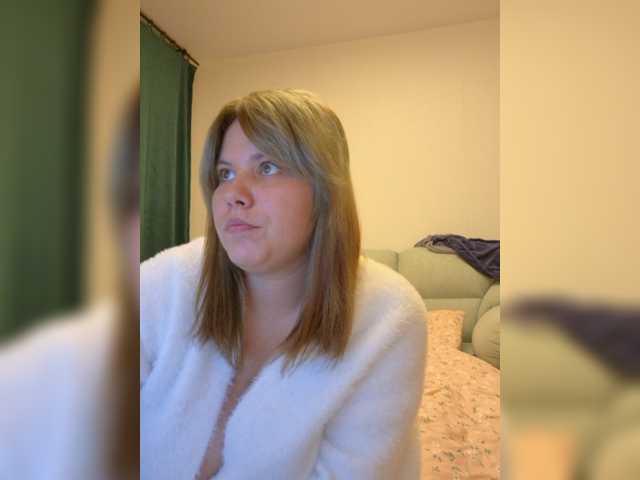 Aksinia09-05 live cam on BongaCams
