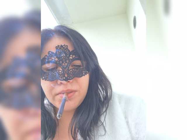 Aksinia09-05 live cam on BongaCams