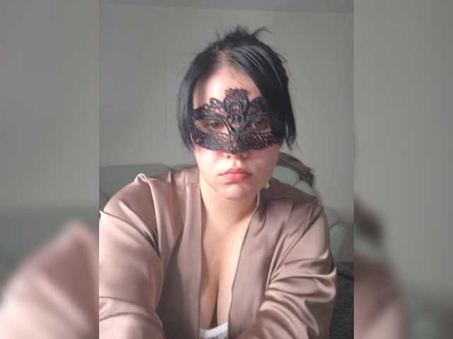 Aksinia09-05 live cam on BongaCams