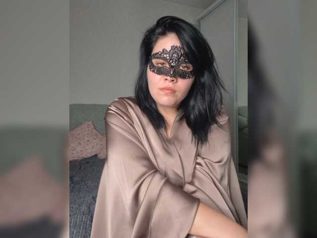 Aksinia09-05 live cam on BongaCams