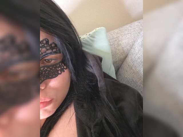 Aksinia09-05 live cam on BongaCams