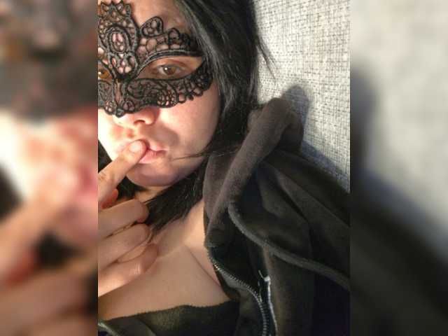 Aksinia09-05 live cam on BongaCams