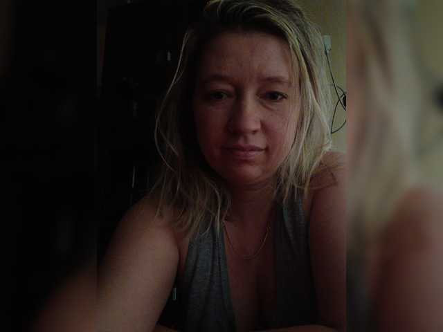 Laynok1986 webcam