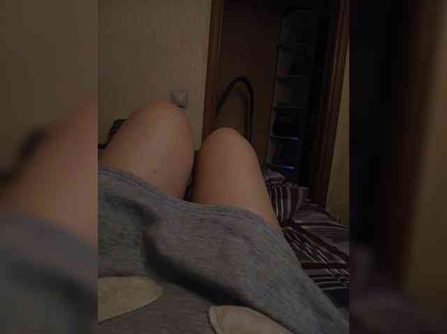 Laynok1986 webcam