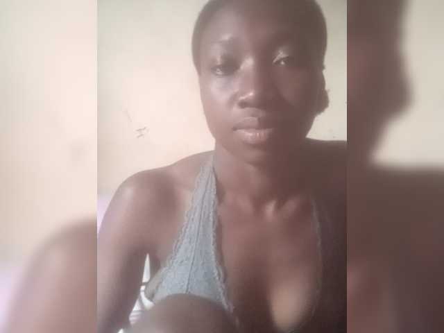 SexyClara18 webcam bongacams model stream image