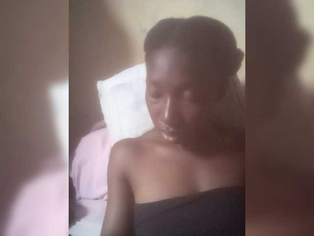 SexyClara18 webcam bongacams model stream image