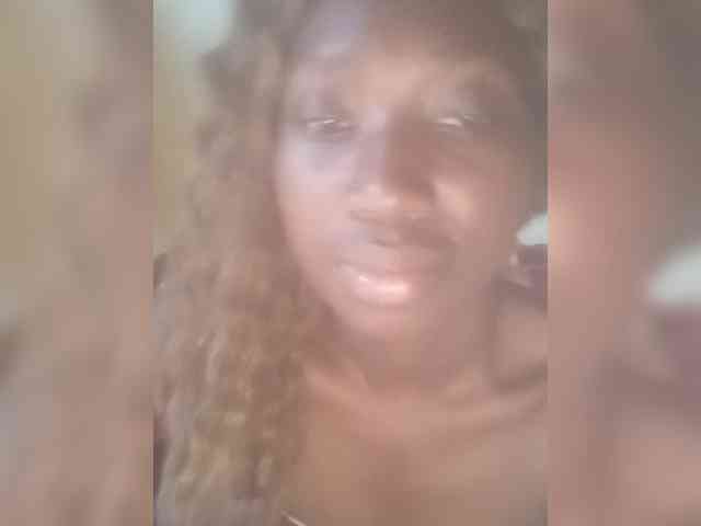 SexyClara18 webcam