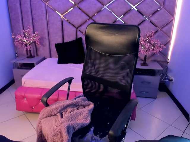 mihacute live cam on BongaCams