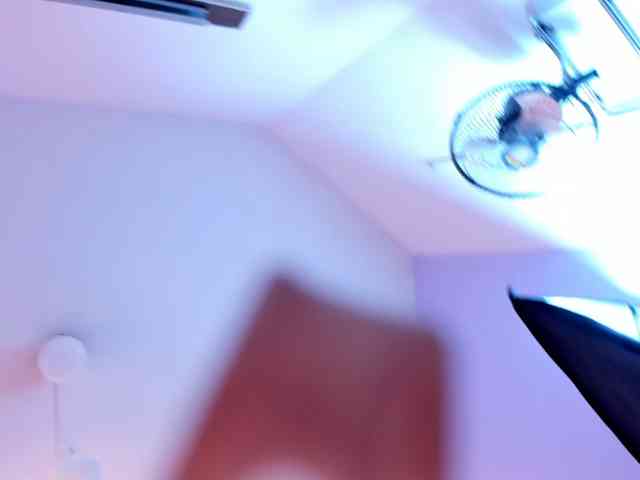 mihacute webcam