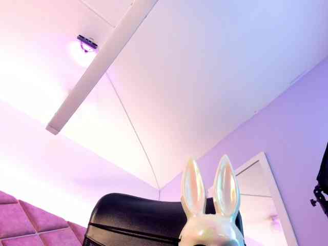 mihacute webcam