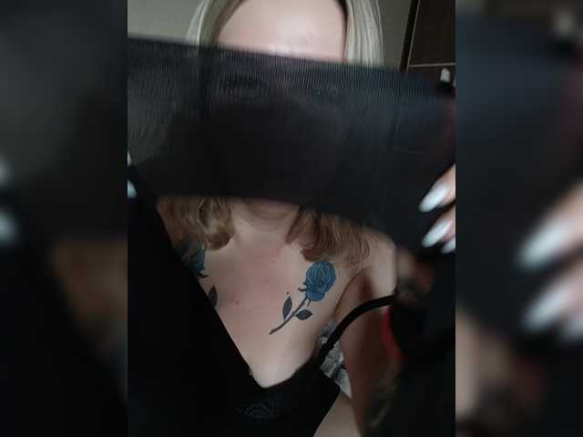 Pizdostradaniya live cam on BongaCams